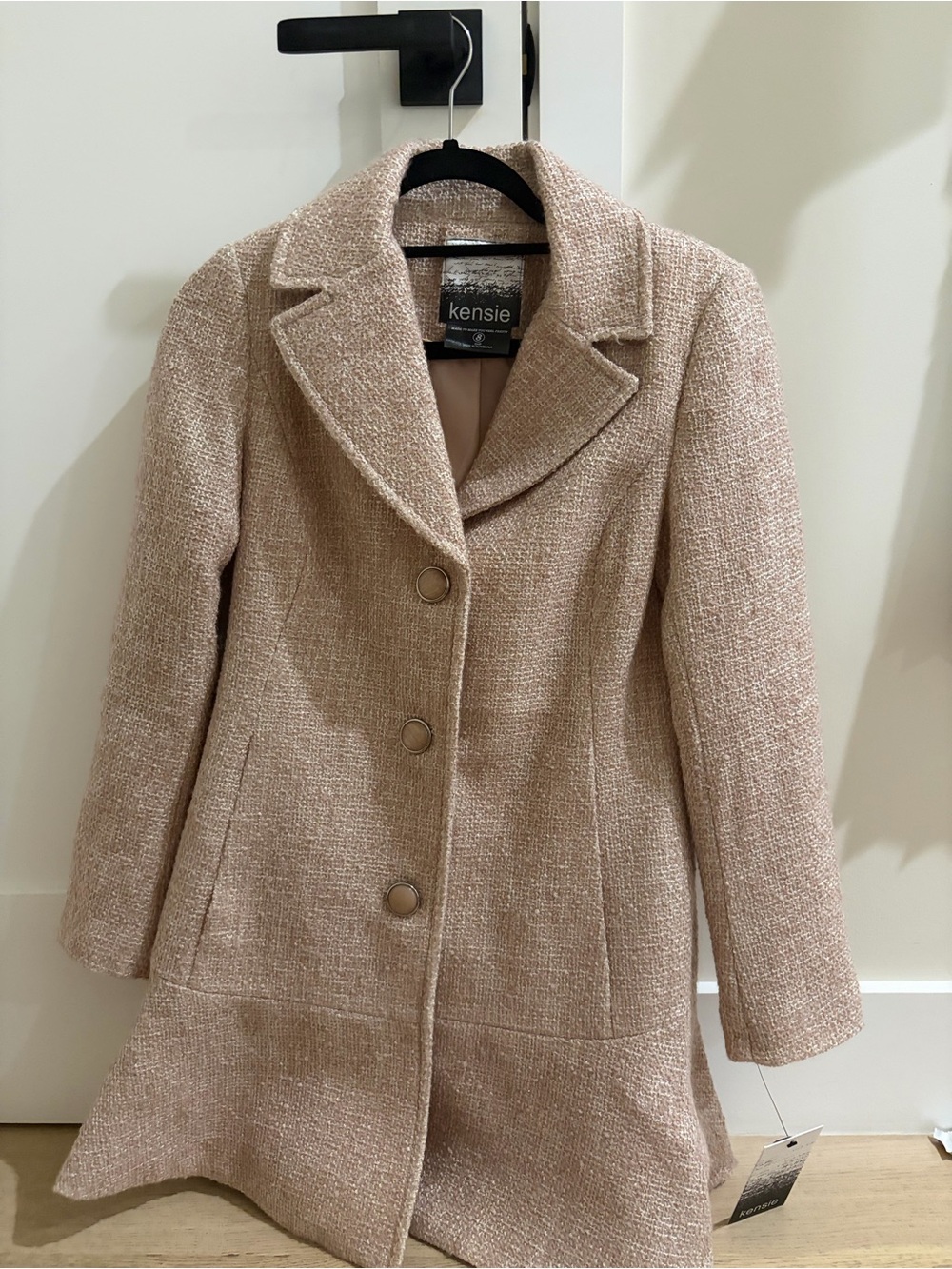 Kensie Tailored Bouclé Coat in Light Pink